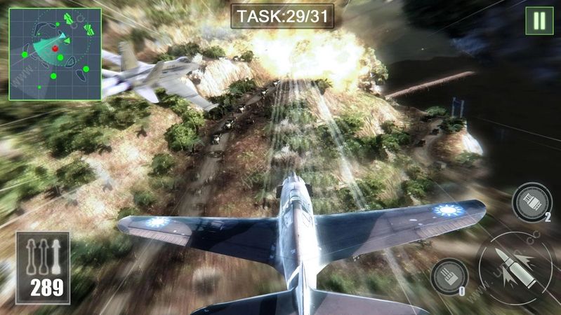 雷霆空战模拟游戏官方最新版下载图2: